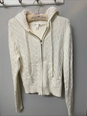 Hooded Zipper Sweater